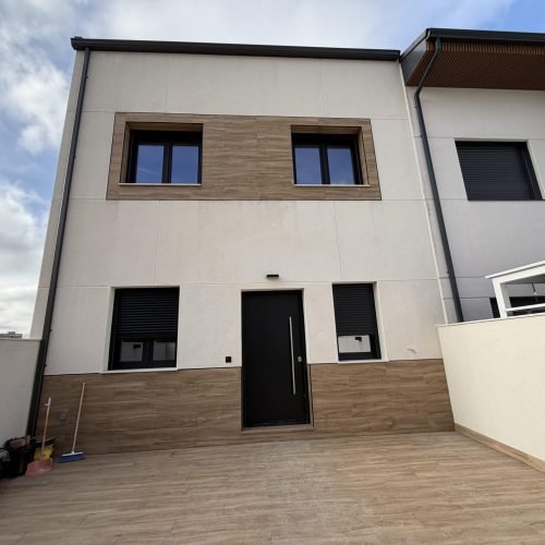 vivienda independiente dos plantas autopromotor